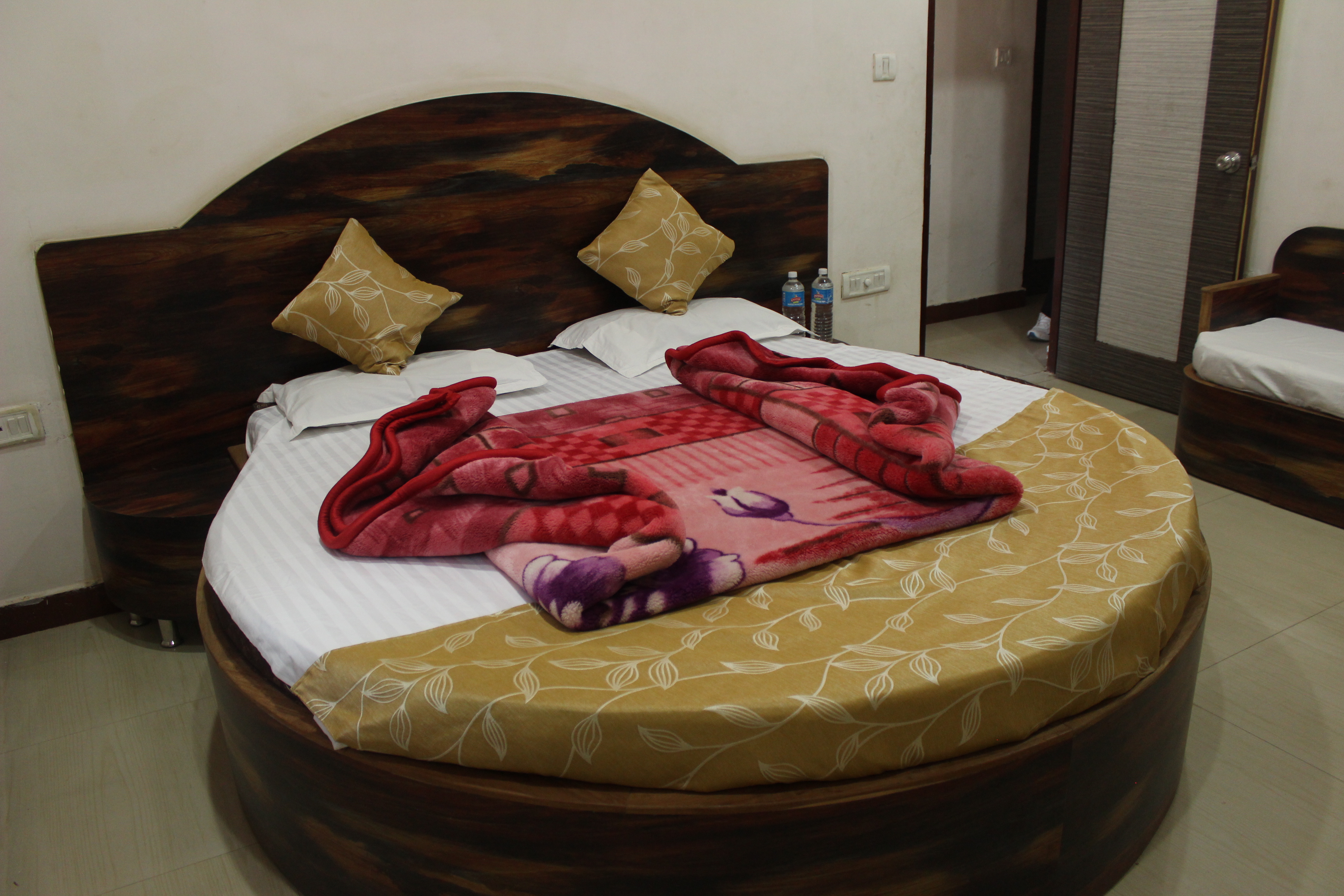 Hotel Aravali Mount Abu INR 1320 OFF   6  0  0  0   Deal Photos