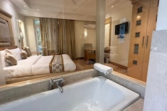 The Mayfield Suites - All Bathtub Rooms, Gurgaon