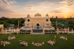 Petals of Udaipur 9BR Pool & Rain Dance Homeyhuts, Ibrahimpatnam