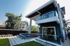 Frangipani By Deepa Nakhwa Villa, Navi Mumbai