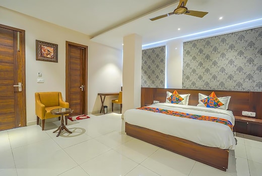 FabHotel Prime Empire