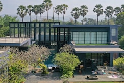 LohonoStays Greystone Manor, Alibaug