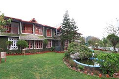Sarthak inn Near KAINCHI DHAM 20 MINS, Bhowali
