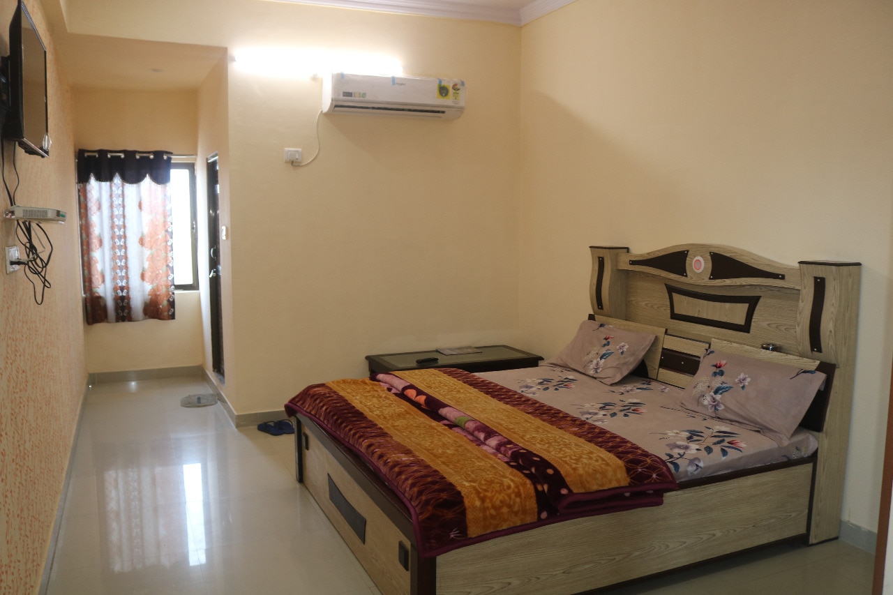 Hotel Surbhi - Tap to explore photos
