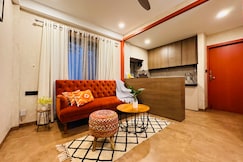 Home Escape 1BHK Retreat Nr Saket Square, Indore