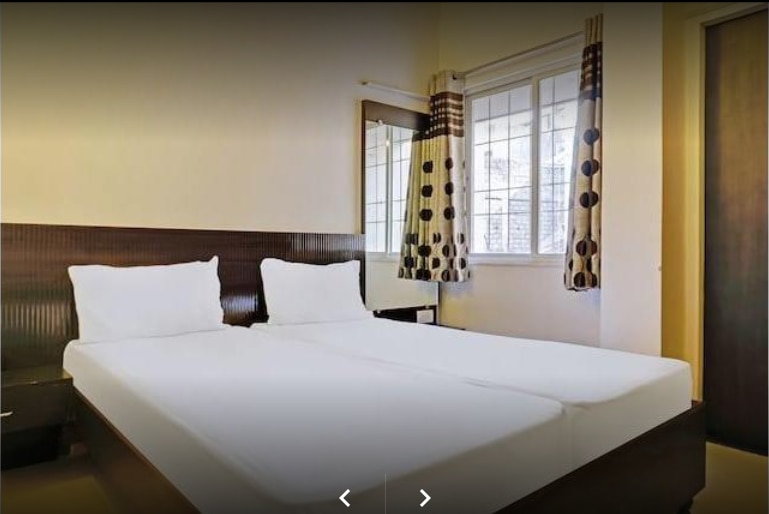 Hotel Rose Lodge 4