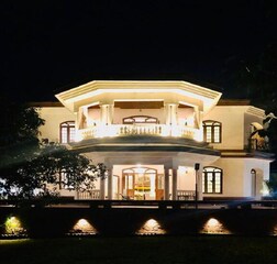 Swimming Pool 1