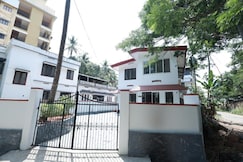 Luxury Homestay at Guruvayoor 600 meters away, Guruvayur