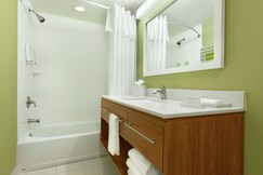 Home2 Suites by Hilton Atlanta South/McDonough, Spalding