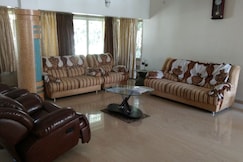 Royal Hospitality, Pune