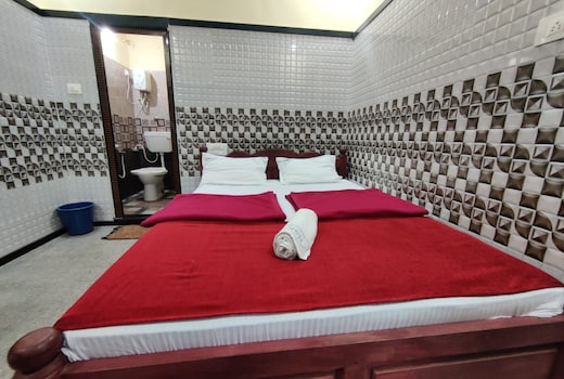 Aryan Highway Homestay.