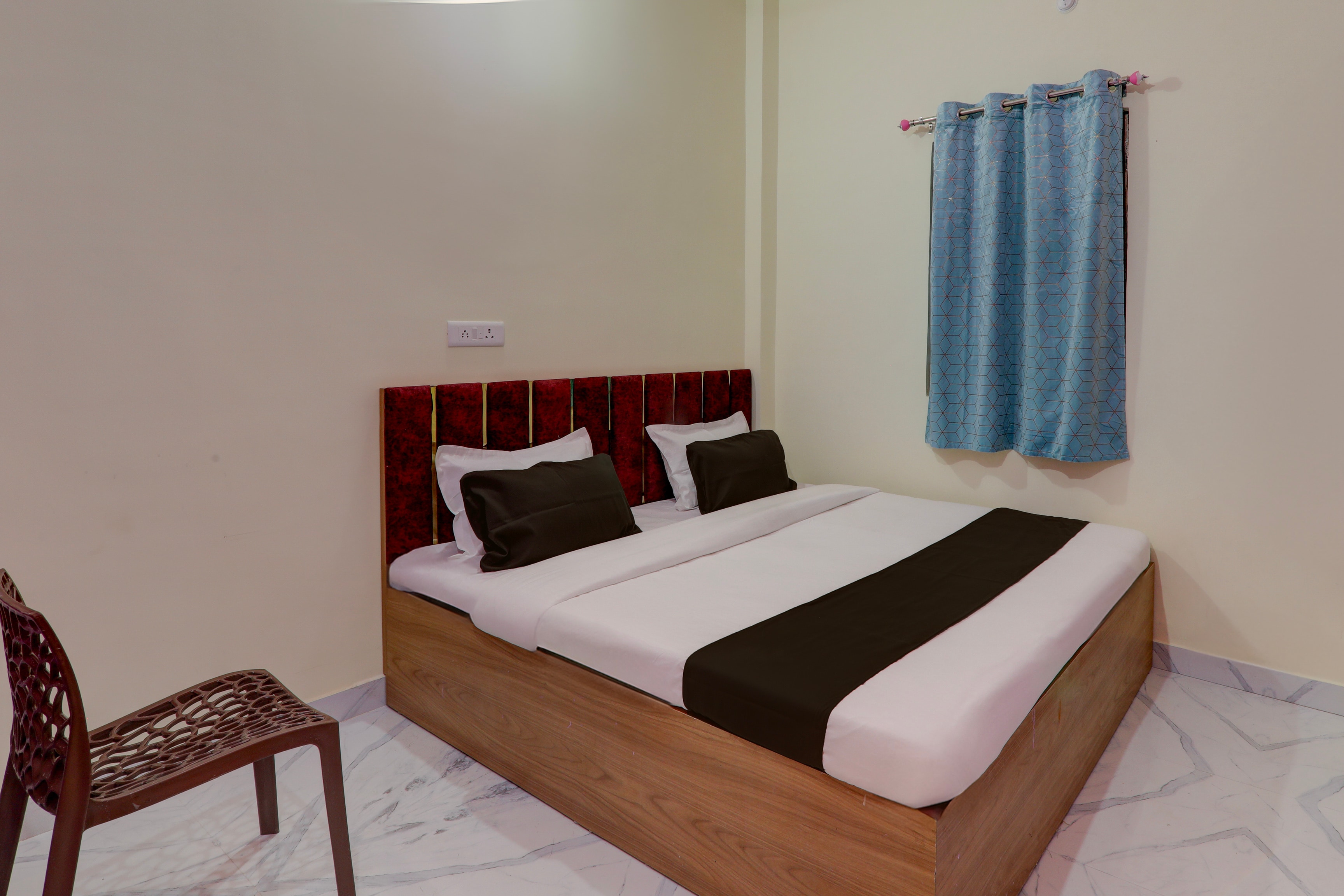Super Hotel O Krishna guest house and restaurant - Tap to explore photos