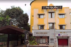 Gold Stays Hotel