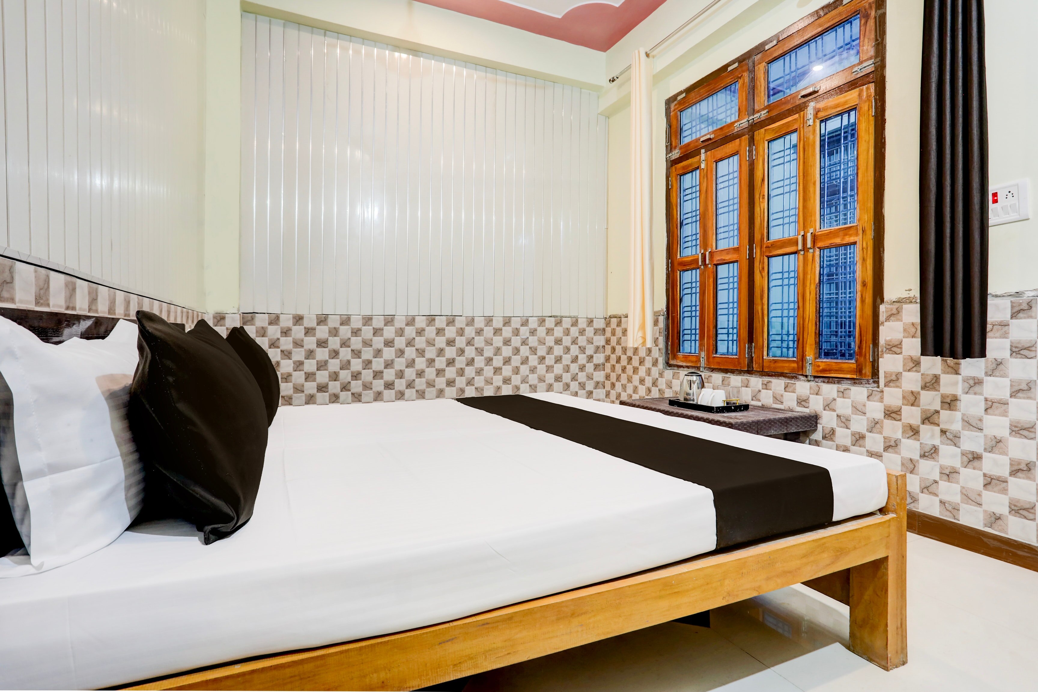 Flagship HOTEL SUMEPUR INN - Tap to explore photos