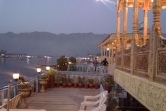 New Bombay Heritage Group Of HouseBoats, Srinagar