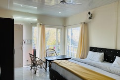 In Apple Estate Resort, Kanatal