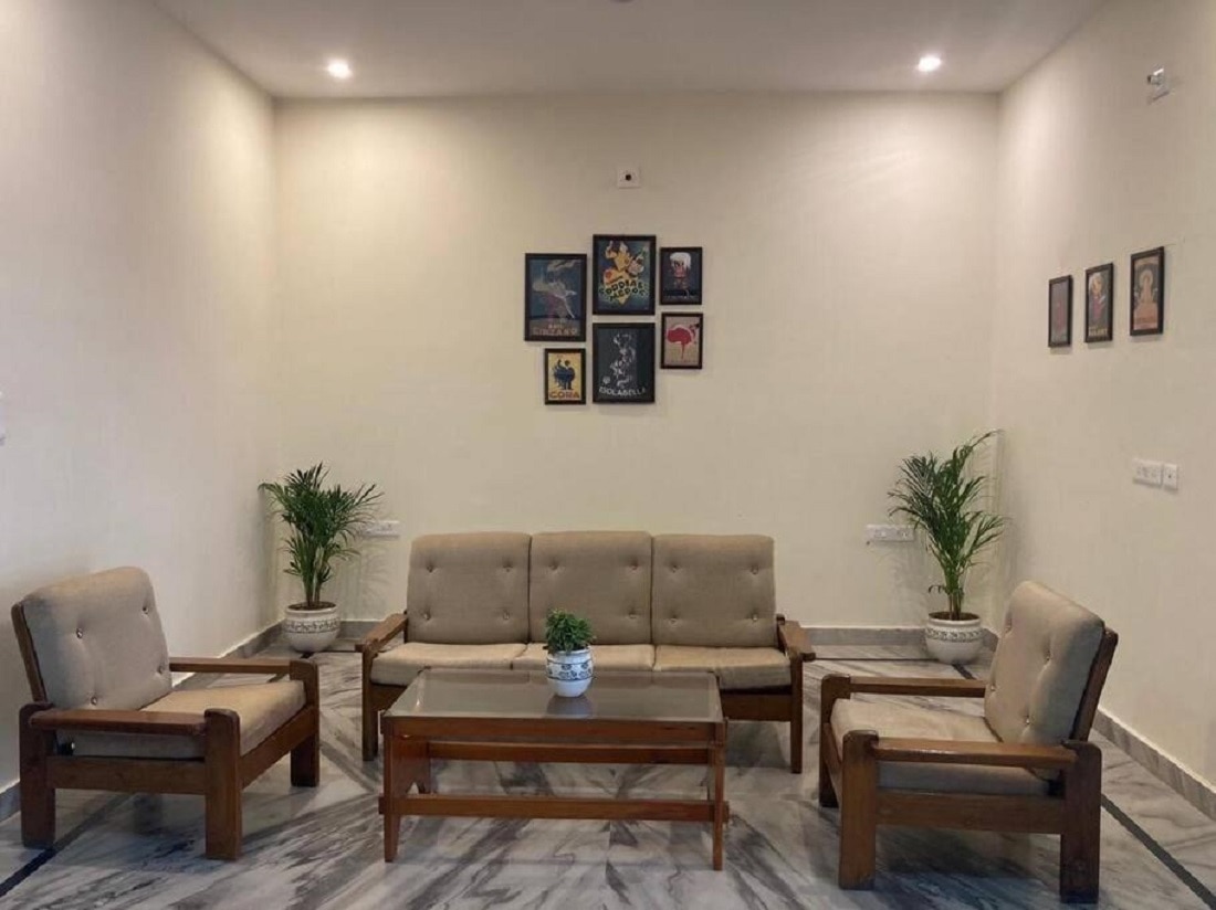 Zoeys Homestay Jammu - Tap to explore photos