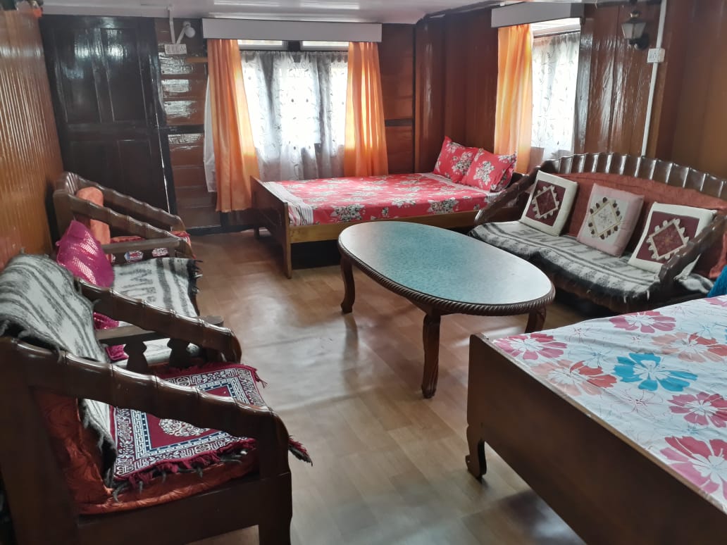 Tungna Homestay - Tap to explore photos