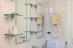 Hotel 3 Comfort and Serenity Heart of Ventimiglia 32, Imperia