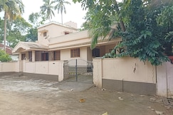 Shield Guest Accommodation, Alathur