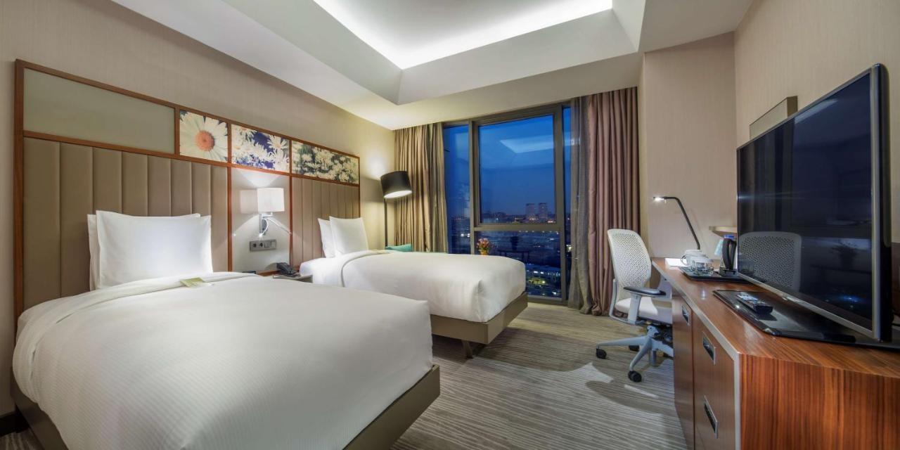Hilton Garden Inn Istanbul Airport - Tap to explore photos