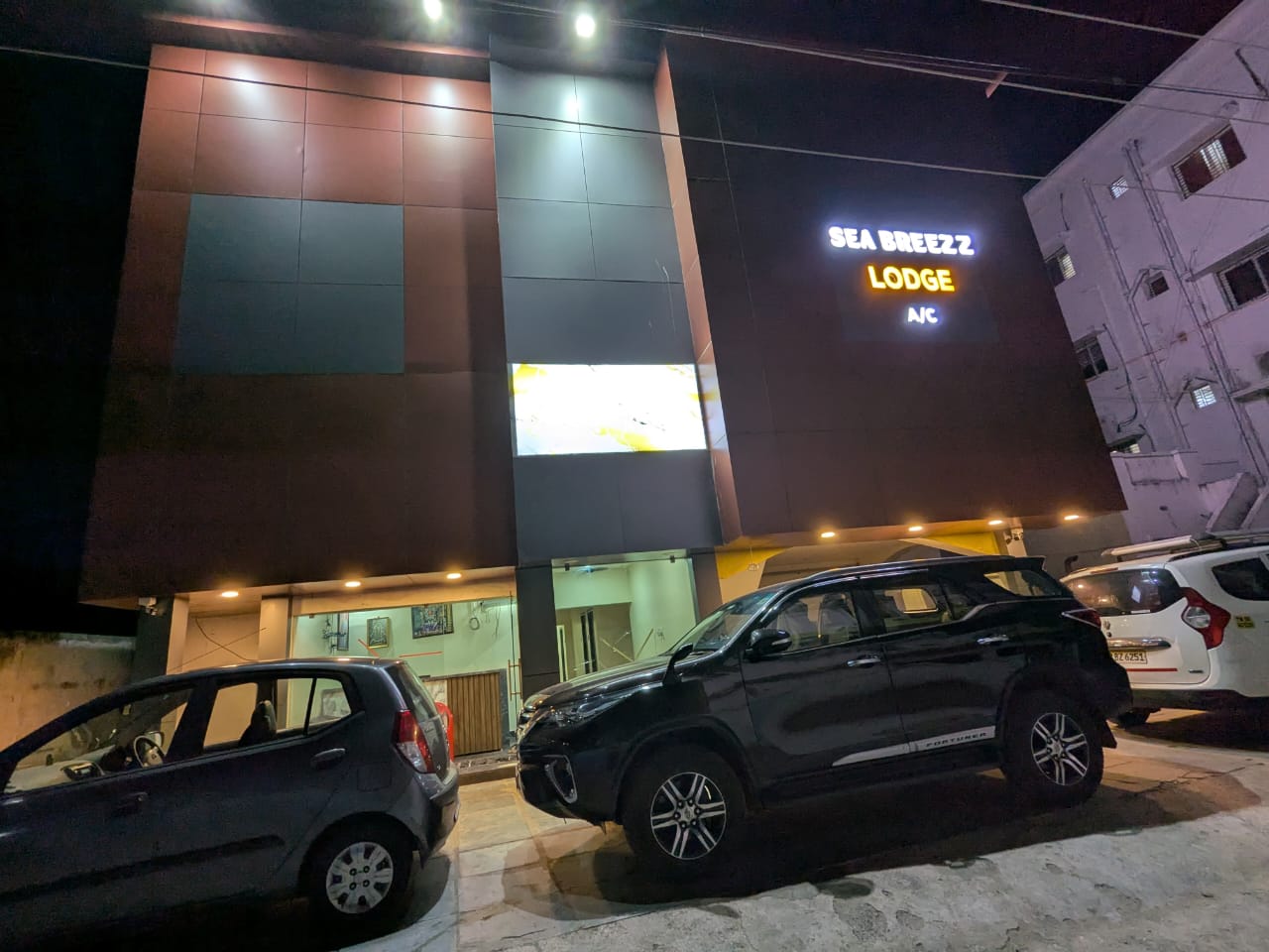 Hotel Rameshwaram Sea Breezz  A/C - Tap to explore photos