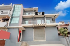 POP 84153C Hotel Cross Town, Greater Noida