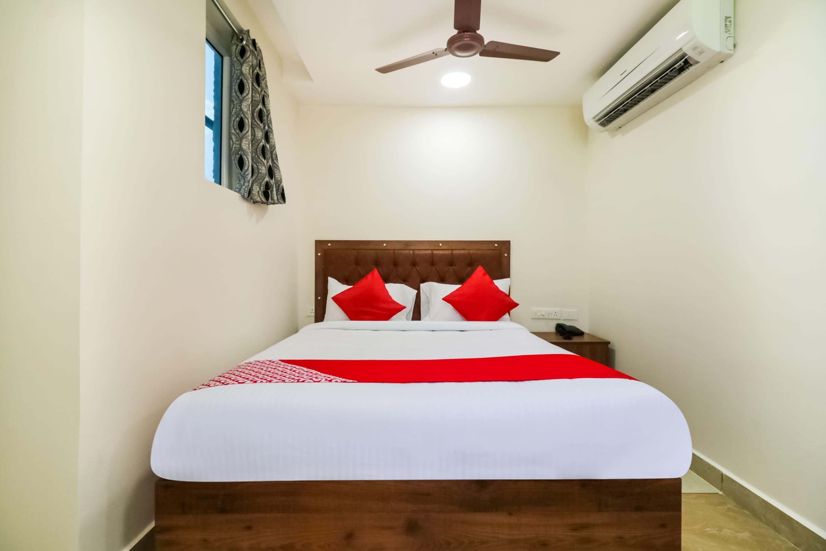 Hotel O GANESH MAHALAKMI INN - Tap to explore photos