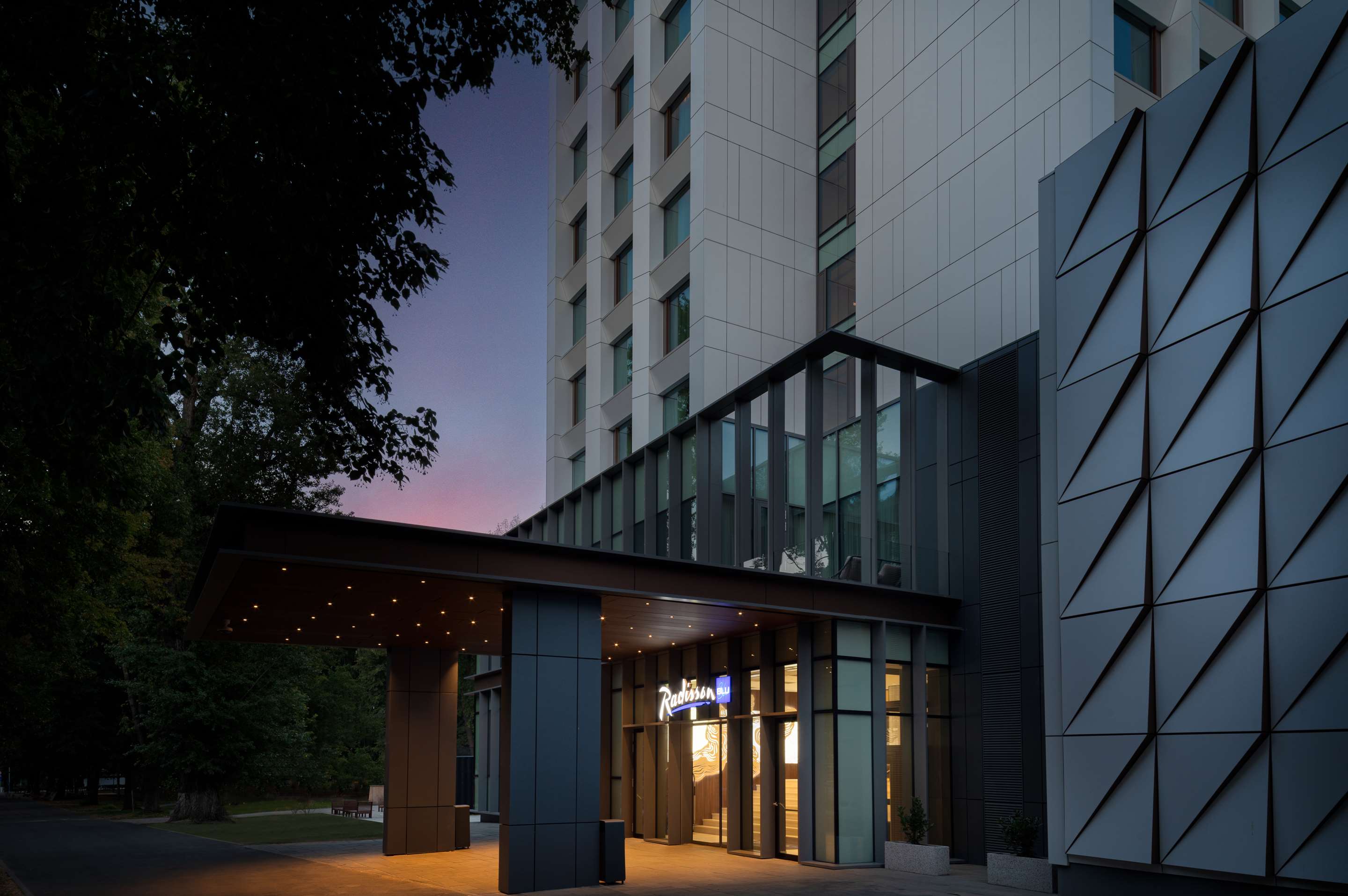 Radisson Blu Hotel, Cluj - Tap to explore photos