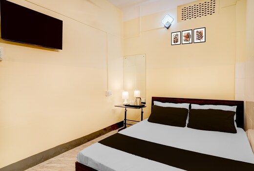 Collection O GNRC Hospital Dispur Formerly Shree Vinayak Guest House