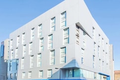 Travelodge London Central Southwark,  London