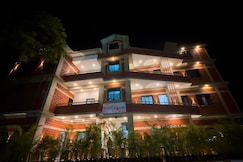 The Red Rock Malvan, Malvan