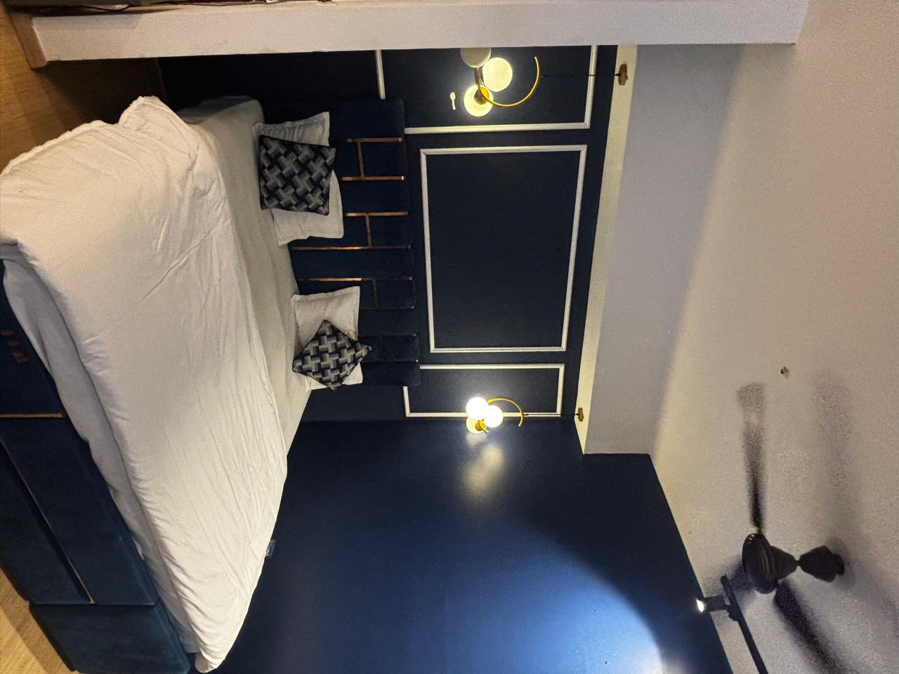 Studio apartment in Lucknow - Tap to explore photos