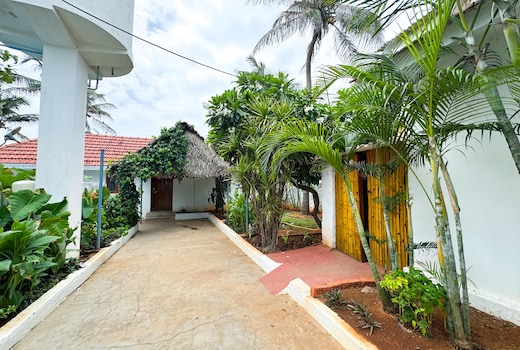 KOVE BEACH HOUSE