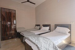 FLEXIBAY GIRLS HOSTEL CAMPUS STAYS, Delhi