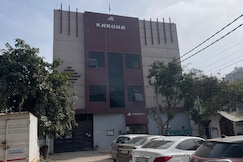 Shree Karuna.., Lucknow