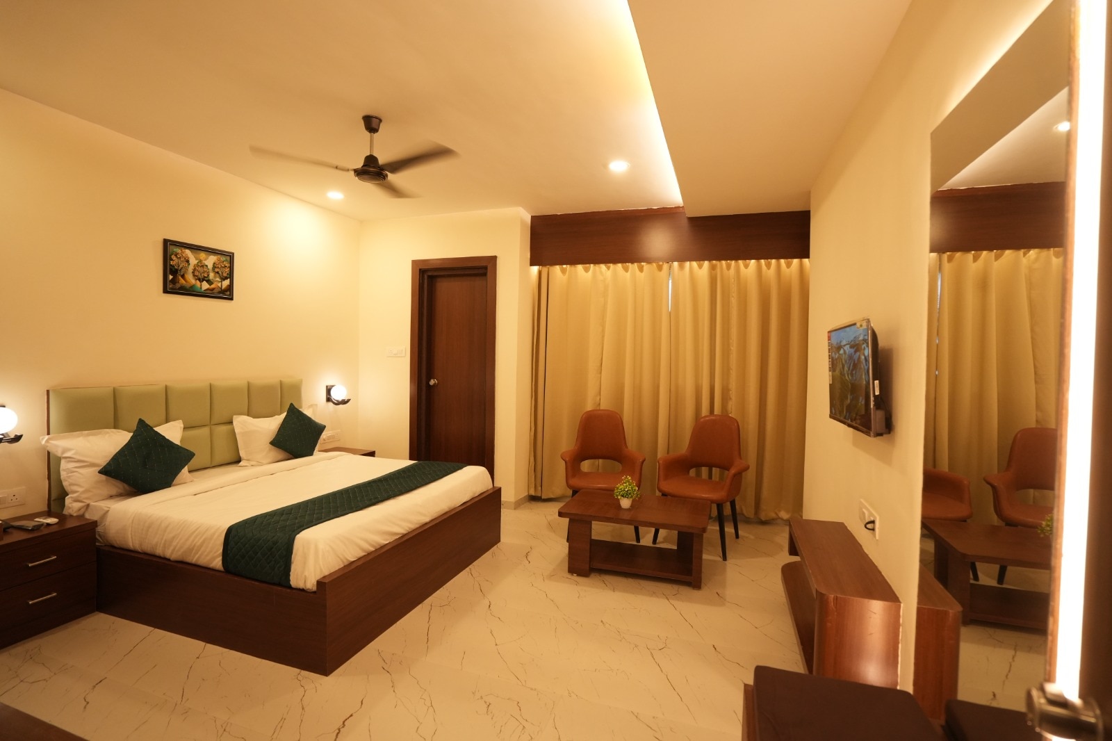 Suite Room 1