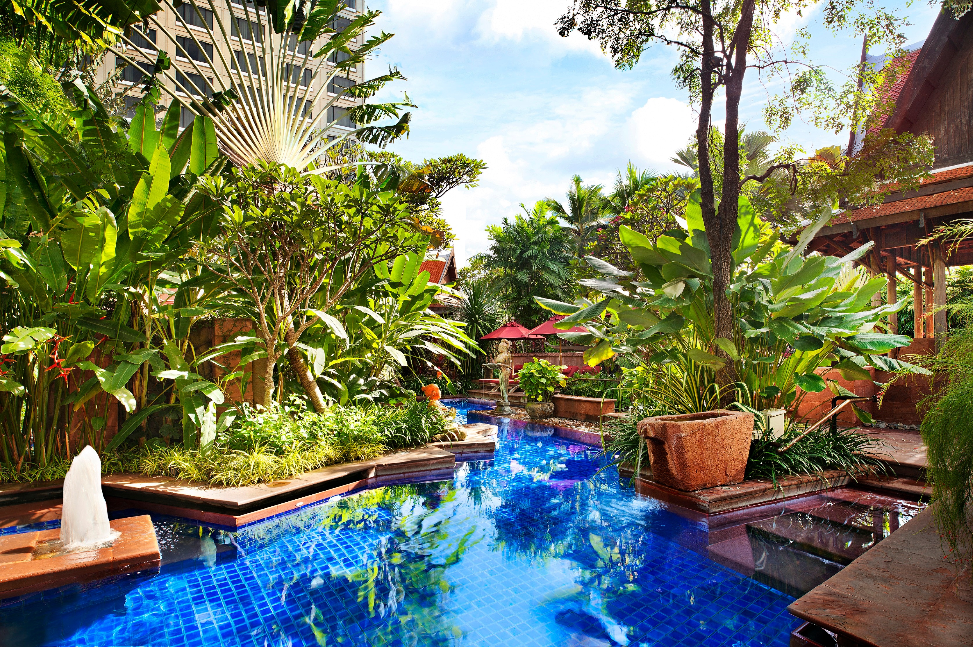 Sheraton Grande Sukhumvit, Luxury Collection Hotel, Bangkok - Tap to explore photos