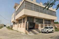 nawal kishori sadan, Dig
