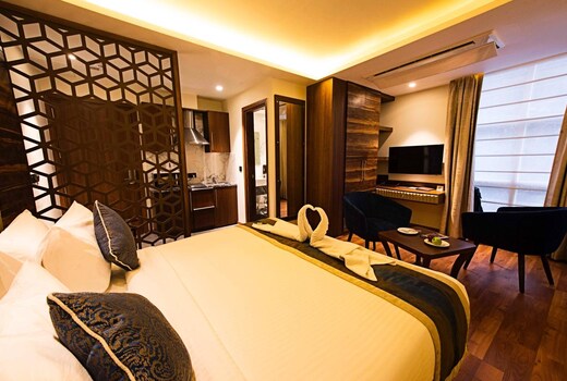 Connaught Royale