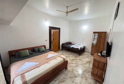 Sukhavana home stay suits