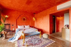 Nomads Resort Luxury Bathtub Suits and Private Pool, Auroville