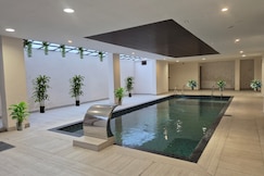 The Crescent, Udaipur