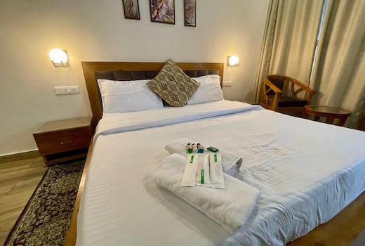 Shanti Kunjj : Lake View Cottage