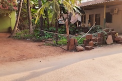 Nitish Home Stay, Malvan