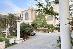 Grand 5 resort Meerut, Meerut