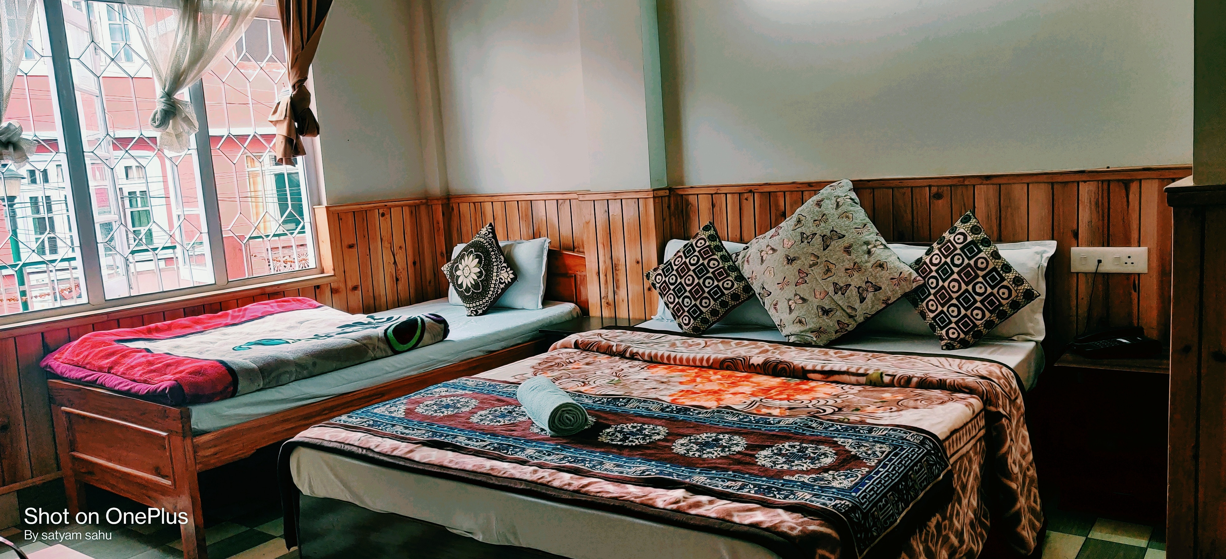 Hotel Sushantaawas - Tap to explore photos
