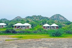 JAWAI PUGMARK SAFARI LODGE, Udaipur