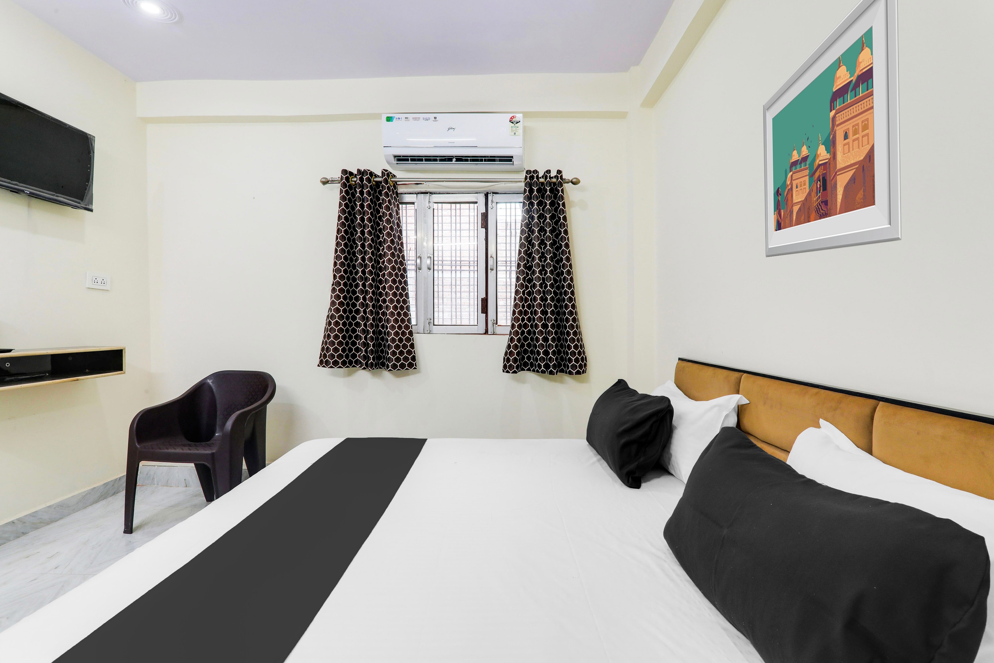 Hotel O Ramam - Tap to explore photos