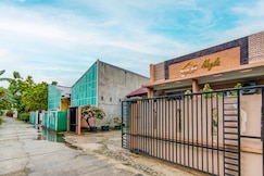Hotel O Nayla Homestay Syariah Near Koro Koro Panam, Karaoke, Pool, & Cafe, Pekanbaru